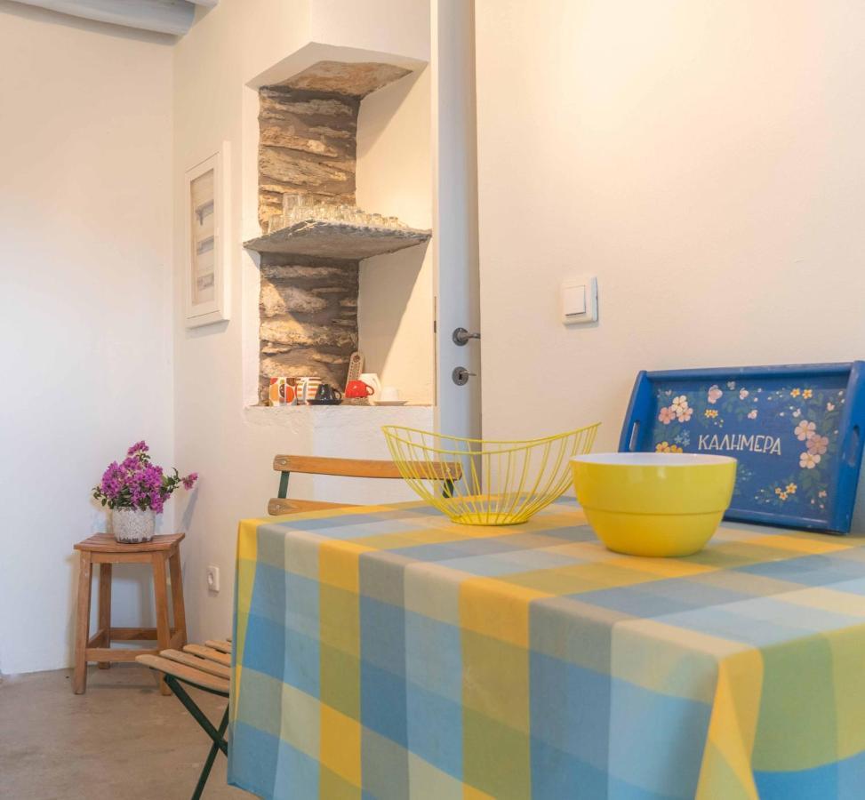 The Walnut Tree - Cycladic Getaway With Sea Views By Explore Andros Lámira Exteriér fotografie
